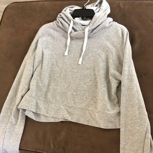 🐙Gray Cropped Hoodie